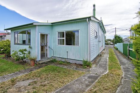 Photo of property in 104 Bannister Street, Masterton, 5810