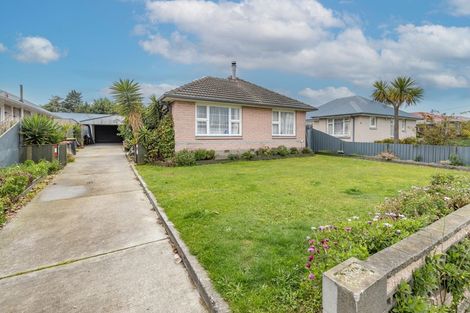 Photo of property in 52 Lyndhurst Crescent, Aranui, Christchurch, 8061