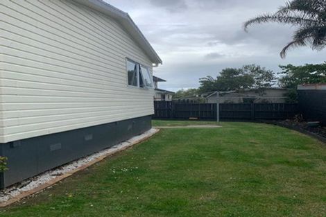 Photo of property in 36 Bowater Place, Manurewa, Auckland, 2102