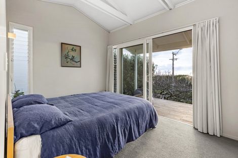 Photo of property in 131 Riria Kereopa Memorial Drive, Raglan, 3297