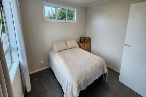 Photo of property in 48 Omata Road, Marfell, New Plymouth, 4310