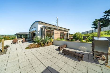 Photo of property in 3 Coroglen Rise, Pukerua Bay, 5026