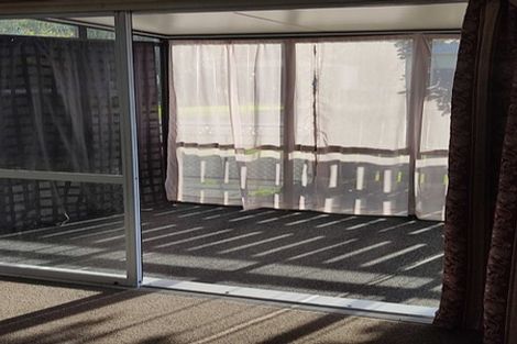 Photo of property in 1/4 Richmond Street, Waitara, 4320