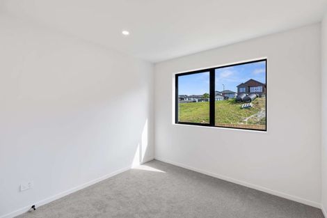 Photo of property in 20a Makomako Drive, Orewa, 0931