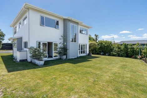 Photo of property in 13 Pokaka Crescent, Wharewaka, Taupo, 3330