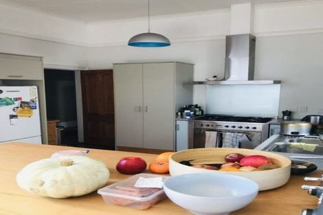 Photo of property in 19 Kenwyn Terrace, Newtown, Wellington, 6021