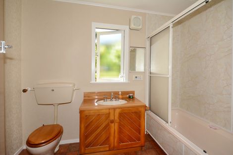 Photo of property in 22 District Road, Roseneath, Port Chalmers, 9023