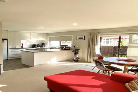 Photo of property in 1/32 Edward Avenue, Edgeware, Christchurch, 8013