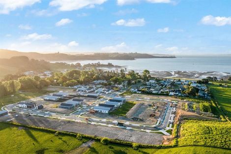 Photo of property in 64 Mataikokako Loop, Kawakawa Bay, 2585