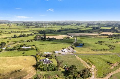 Photo of property in 1459 Carrington Road, Hurworth, New Plymouth, 4371