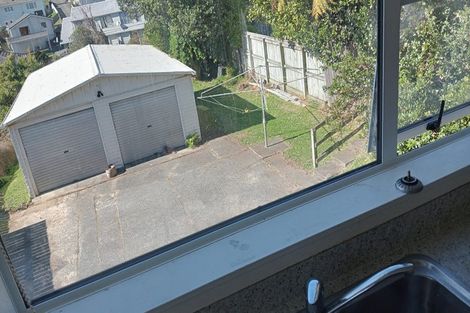 Photo of property in 87 Moorefield Road, Johnsonville, Wellington, 6037