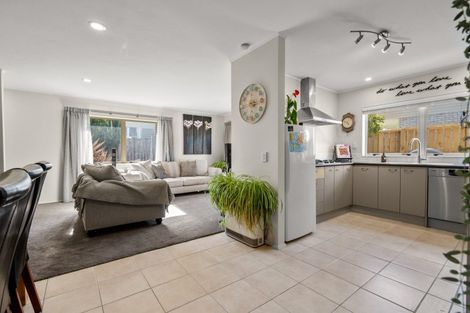 Photo of property in 86b Moore Street, Leamington, Cambridge, 3432