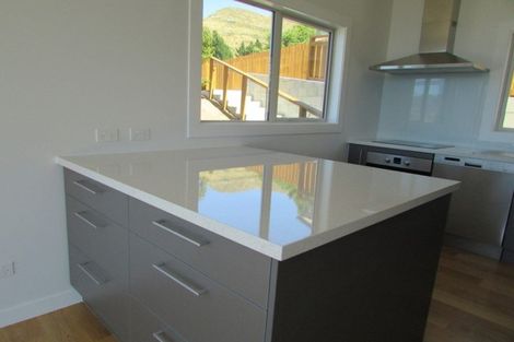 Photo of property in 4e Harmans Road, Lyttelton, 8082