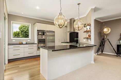 Photo of property in 10 Bertrowe Drive, Ohauiti, Tauranga, 3112