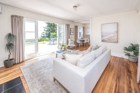 Photo of property in 133 Karaka Street, Castlecliff, Whanganui, 4501