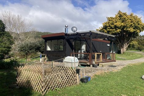 Photo of property in 1347 South Road, Kaitake, New Plymouth, 4374