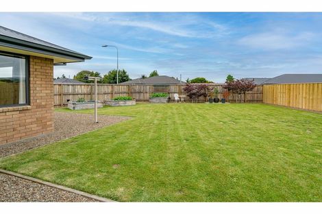 Photo of property in 14 Ruru Place, Oxford, 7430