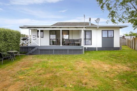 Photo of property in 18 Newberry Place, Richmond Heights, Taupo, 3330