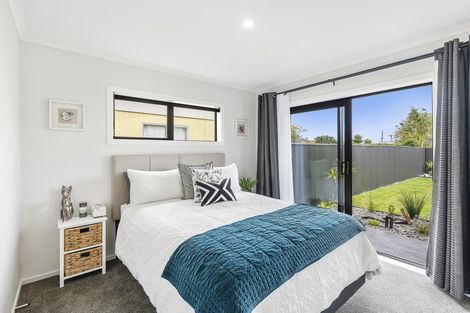 Photo of property in 124 Main Road, Waikanae, 5036