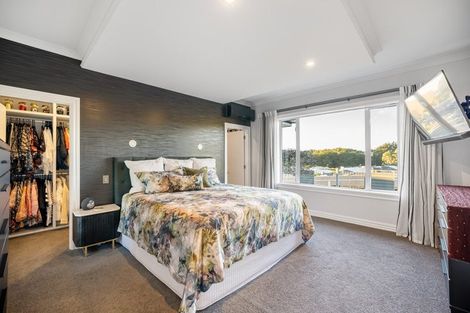 Photo of property in 6 Rushden Rise, Westmorland, Christchurch, 8025