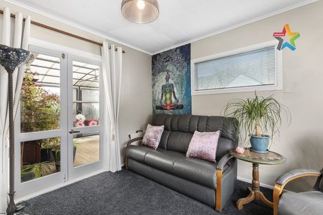 Photo of property in 19 Gardiner Grove, Wainuiomata, Lower Hutt, 5014