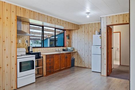 Photo of property in 32 Rata Street, Tokomaru, Palmerston North, 4474