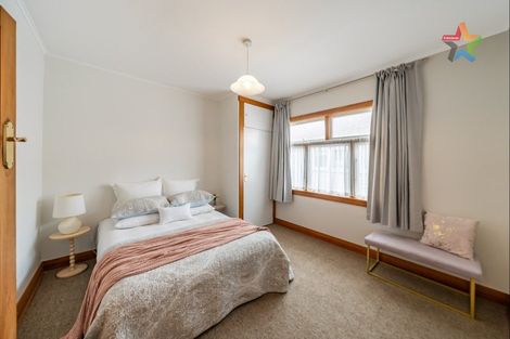 Photo of property in 21 Central Terrace, Alicetown, Lower Hutt, 5010