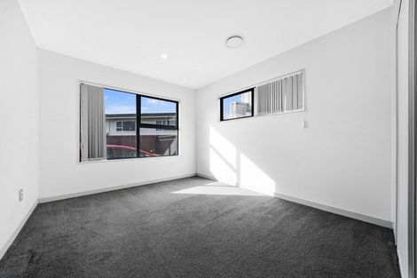 Photo of property in 43 Wickman Way, Mangere East, Auckland, 2024