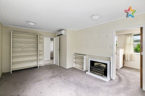 Photo of property in 8/250 Muritai Road, Eastbourne, Lower Hutt, 5013