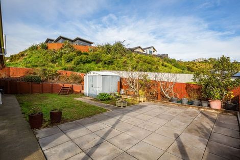 Photo of property in 16 Frances Brown Avenue, Aotea, Porirua, 5024