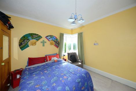 Photo of property in 82 Avonhead Road, Avonhead, Christchurch, 8042