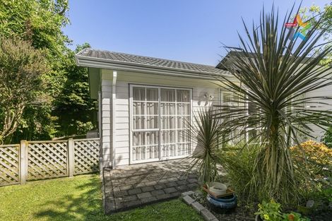 Photo of property in 4/169 Whites Line East, Waiwhetu, Lower Hutt, 5010