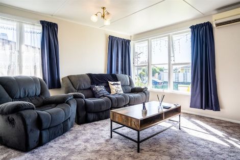 Photo of property in 10 Neal Crescent, Onekawa, Napier, 4110
