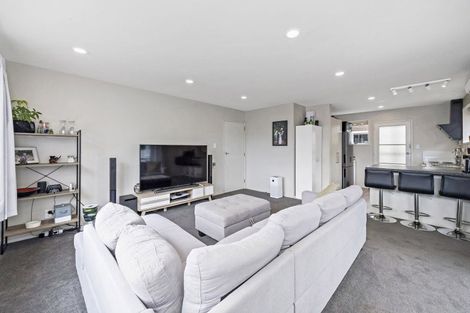 Photo of property in 2/3 Korora Street, Bromley, Christchurch, 8062