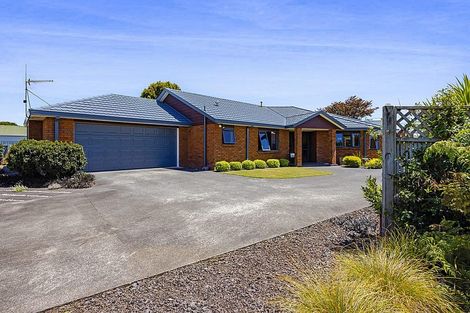 Photo of property in 36 Camberwell Road, Hawera, 4610