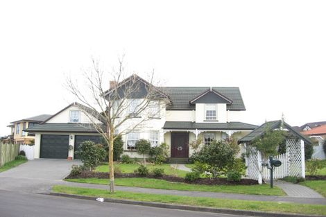 Photo of property in 15 Mull Place, Wattle Downs, Auckland, 2103