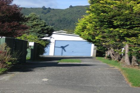 Photo of property in 1/6 Kairimu Street, Stokes Valley, Lower Hutt, 5019