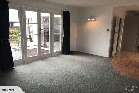 Photo of property in 15a Limbrick Street, Terrace End, Palmerston North, 4410