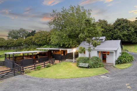 Photo of property in 298 Rimmer Road, Helensville, 0875