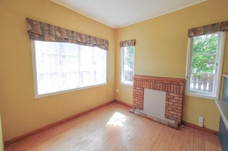 Photo of property in 230 Fox Street, Hamilton East, Hamilton, 3216