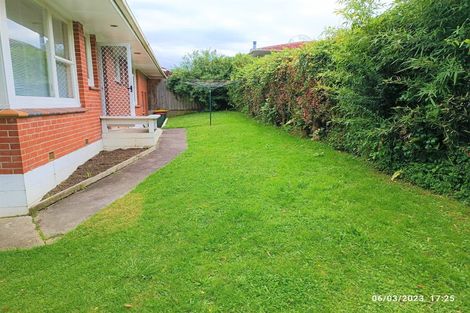 Photo of property in 34 Reeves Road, Pakuranga, Auckland, 2010