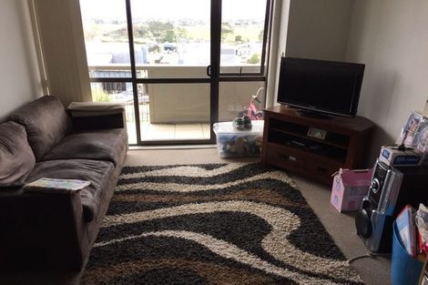 Photo of property in 2m/21 Saint Jude Street, Avondale, Auckland, 1026
