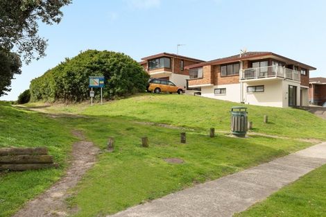 Photo of property in 1/267 Oceanbeach Road, Mount Maunganui, 3116