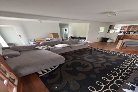 Photo of property in 107 Parkvale Road, Karori, Wellington, 6012