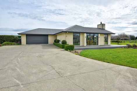 Photo of property in 24 Mckinnon Road, Edendale, Wyndham, 9893