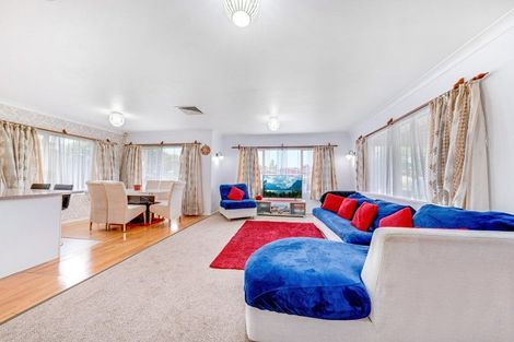 Photo of property in 23 Sunnypark Avenue, Rosehill, Papakura, 2113