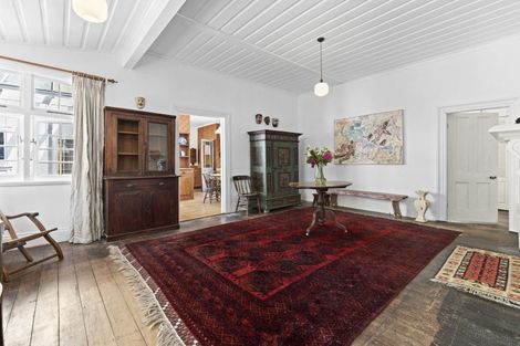 Photo of property in 90 Pendarves Street, New Plymouth, 4310