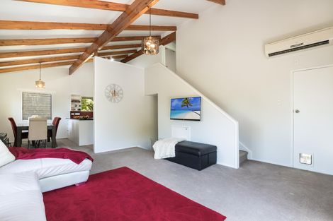 Photo of property in 10 Prestwick Place, Wattle Downs, Auckland, 2103