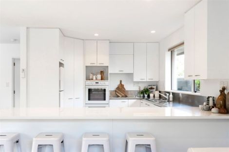 Photo of property in 77 Watford Street, Strowan, Christchurch, 8052