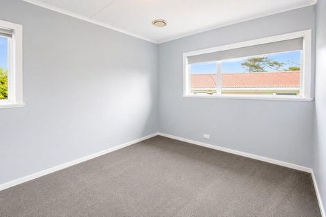 Photo of property in 6 Clovelly Street, Brooklands, New Plymouth, 4310